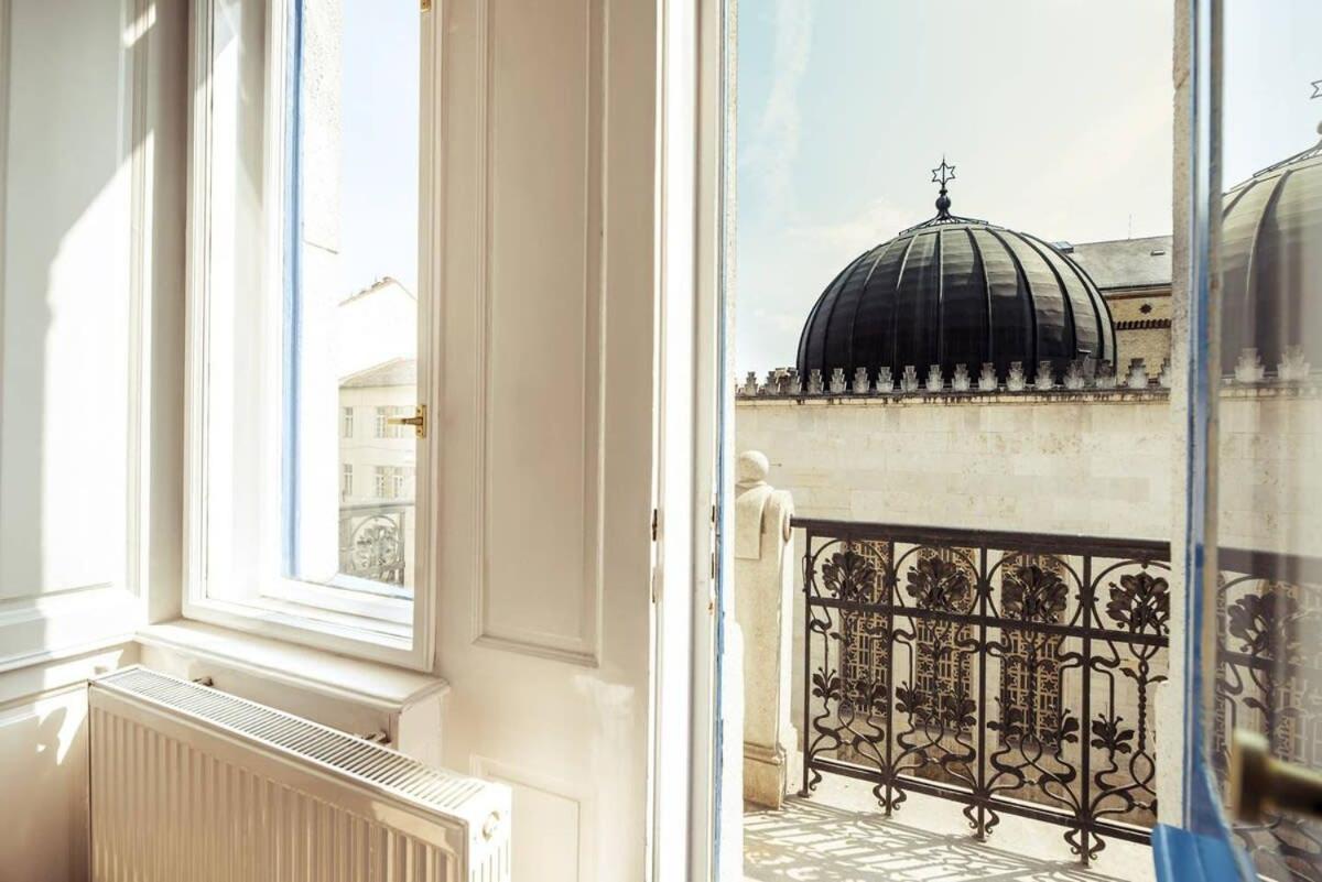 New A C Studio With View Of The Synagogue ブダペスト エクステリア 写真